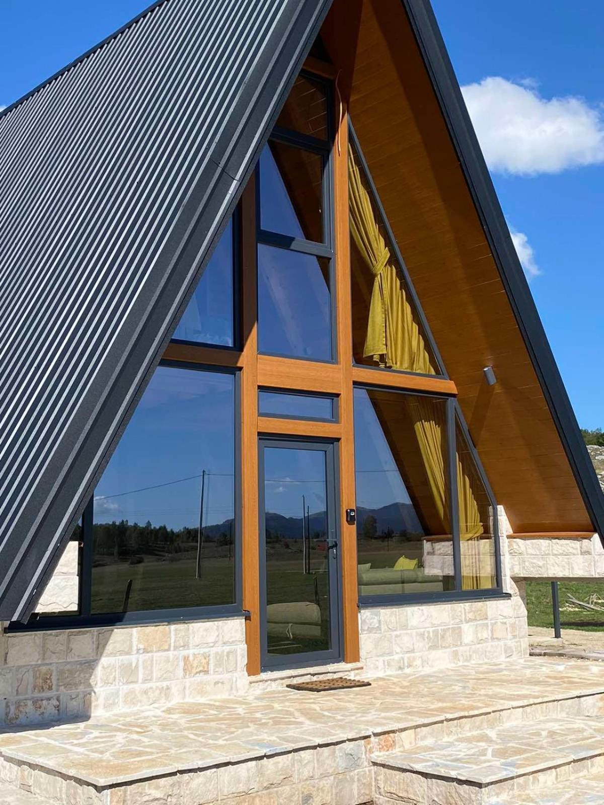 فيلا Sunrise House بلوزين المظهر الخارجي الصورة